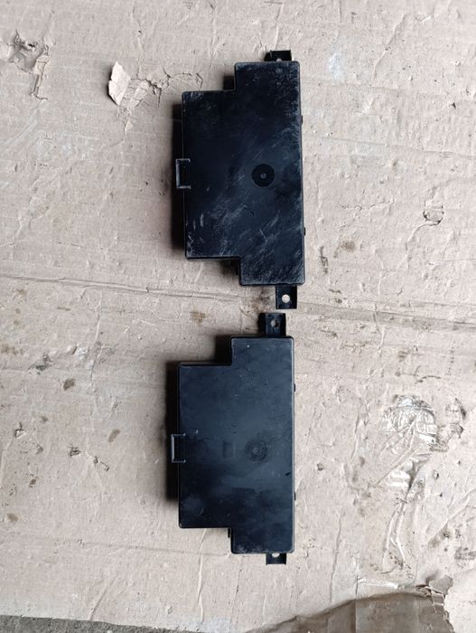 Блок взаимодействия с коючом Tesla Model 3 . Y 2020->г Оригинал.