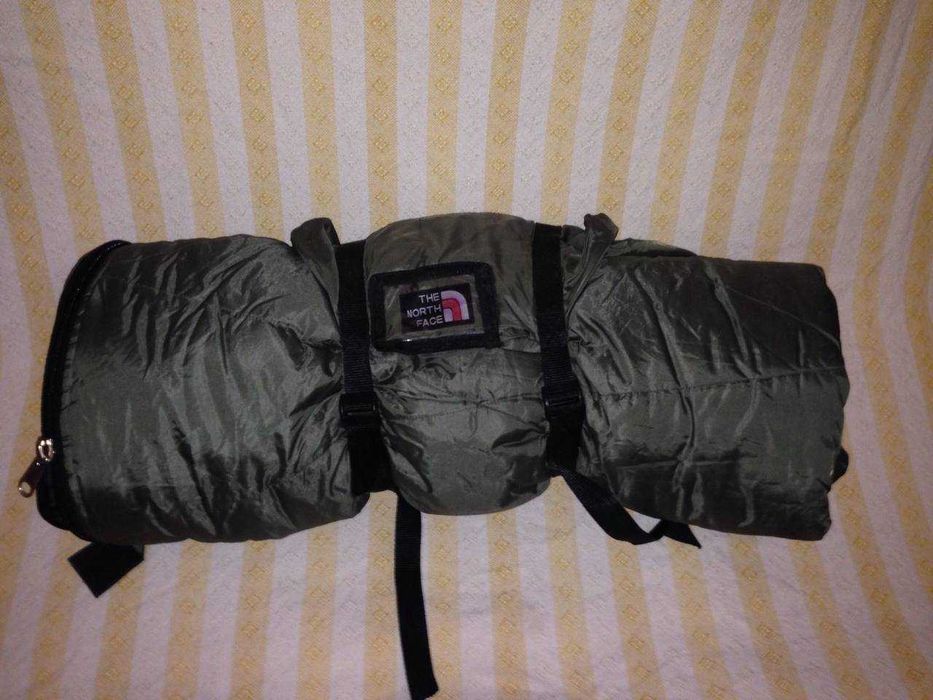 Зимний спальный мешок THE NORTH FACE в отличном состоянии