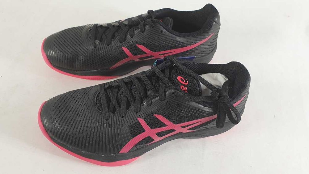 ASICS VOLLEY ELITE B751N 001 buty do siatki 40,5