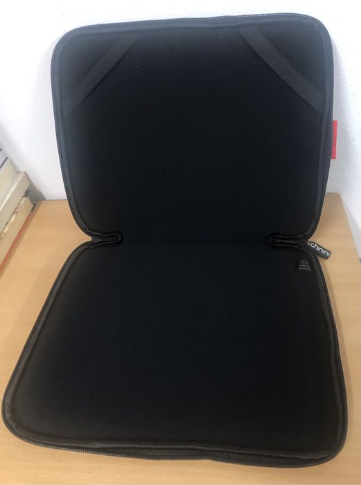 Duas Sleeve bolsa para tablet ou portátil