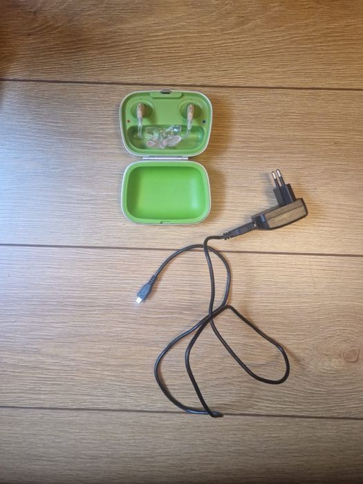 Phonak Sky z Ładowarką Aparat Słuchowy