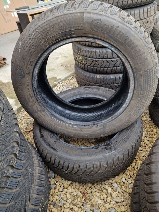 Opony zimowe Continental 215/55R16( jak nowe )