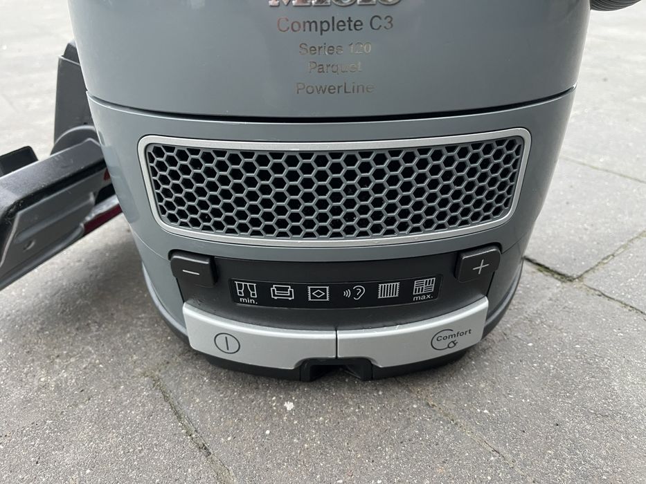 Пилосос Miele SGDF3 series 120