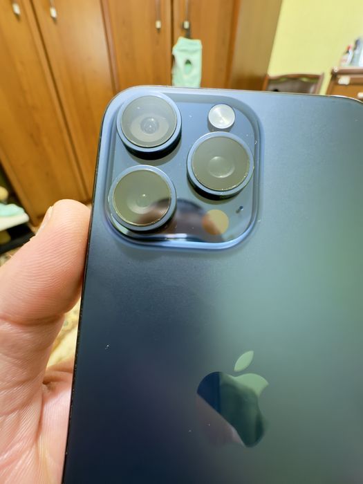 Iphone 15 Pro Max 256,акб 100,e-sim с виртуальной симкартой в хор сост