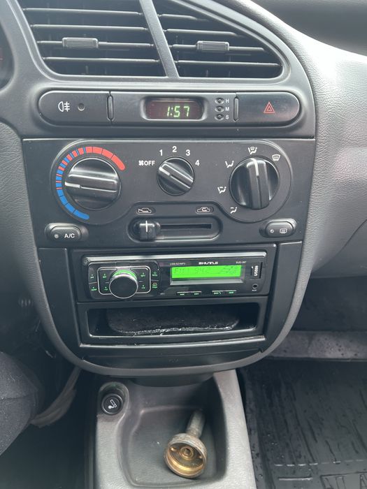 Легковий автомобіль Chevrolet Lanos