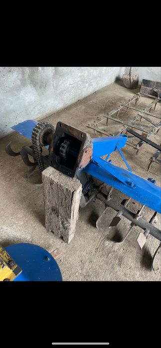 Мототрактор дв18 з навісним обланданням