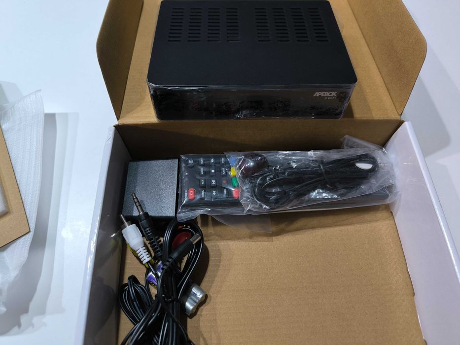 Dekoder satelitarny Apebox S WiFi DVB-S2.