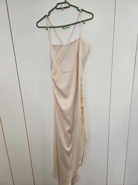 Vendo vestidos em bom estado