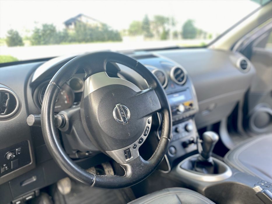 Авто Nissan Qashqai