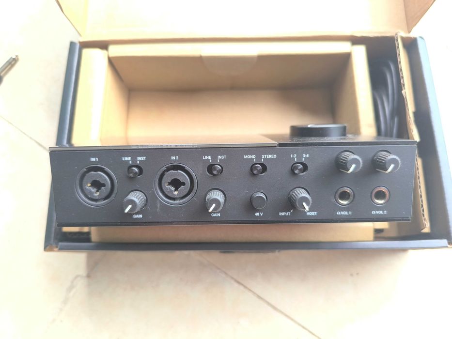 Native Instruments Komplete Audio 6