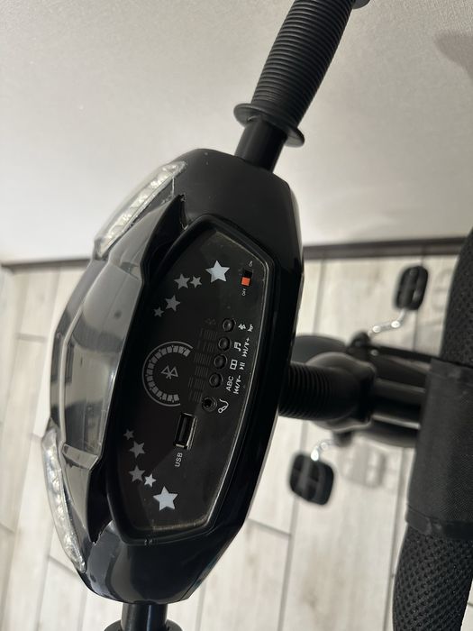 Велосипед Новий з батьківською ручкою