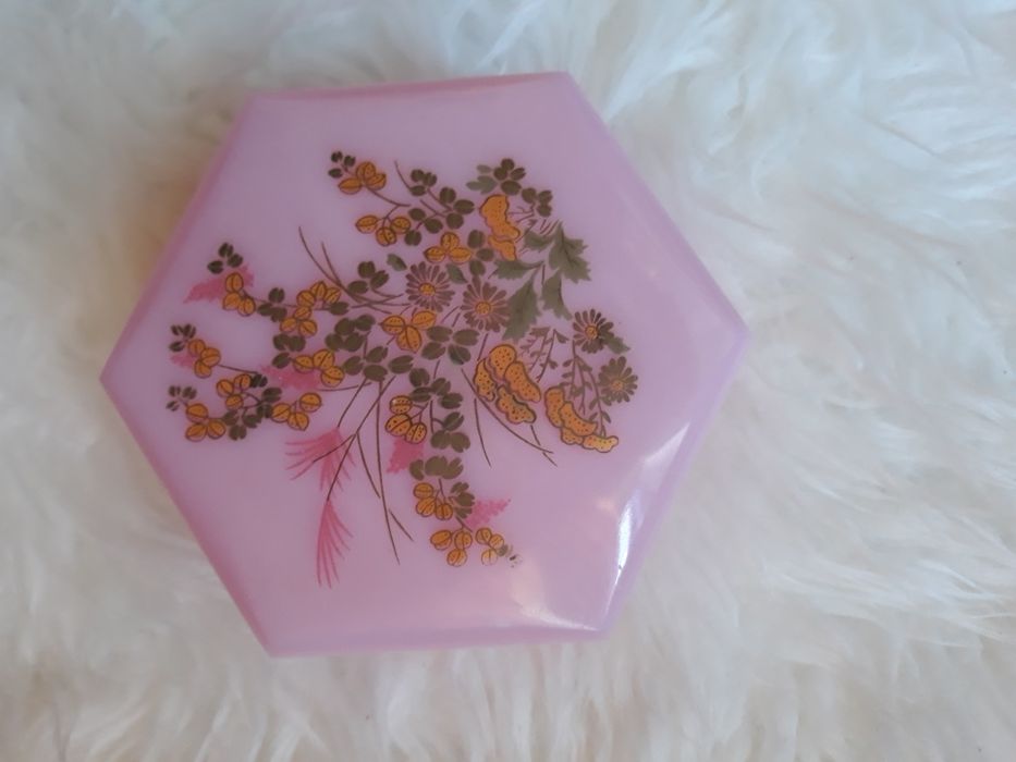 3 caixas porta joias. Encaixam