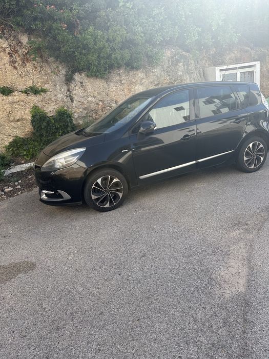 Renault scenic usado -cor preta