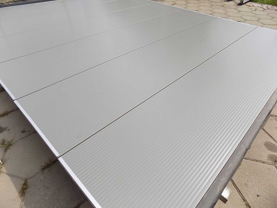 Brama garażowa segmentowa panelowa 300x370cm