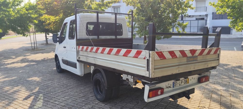 Renault Master 100DCi cabine dupla comercial 
Revisão feita em bom est