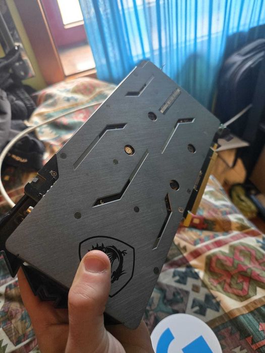 Placa grafica gtx 1660 super ( em otimo estado)