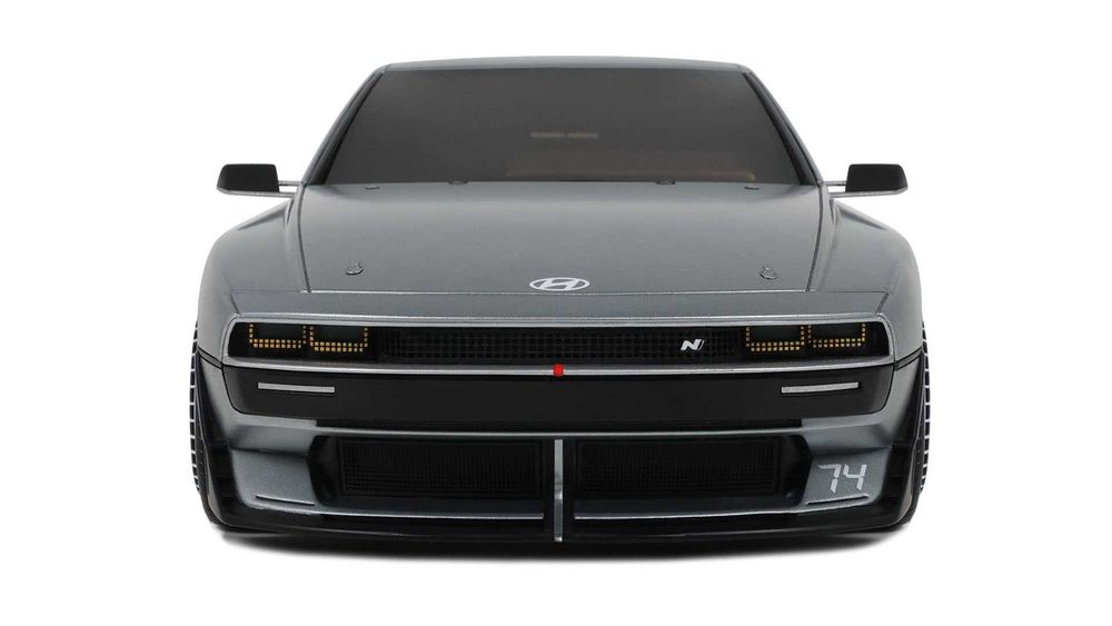 Model 1:18 Otto Hyundai N Vision 74 2022 silver OT493