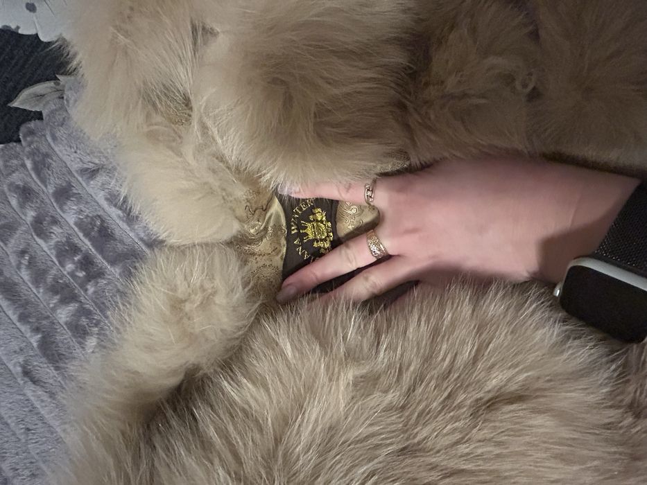 Продам шубку натуральна 44
