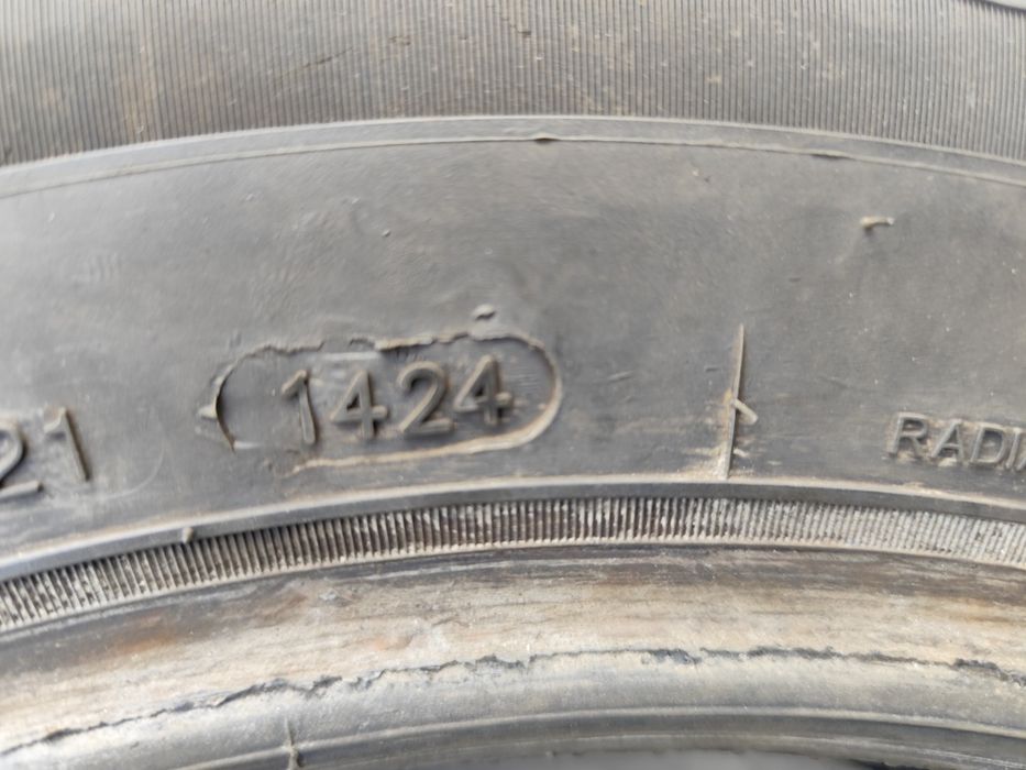 Pneus 215/65r16 98H Tracmax 80% piso