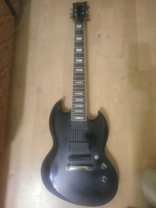 продам 7 семи струнну гітару ESP LTD Viper 407 Корея