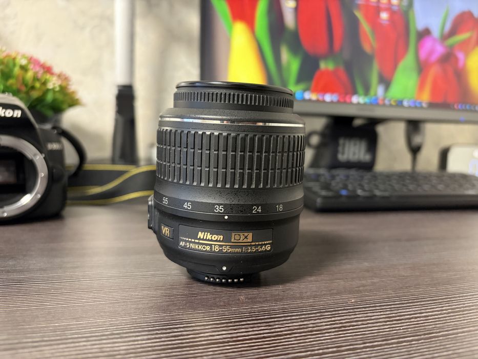 Фотоаппарат Nikon D3000 + объектив 18-55 VR | Идеальное состояние