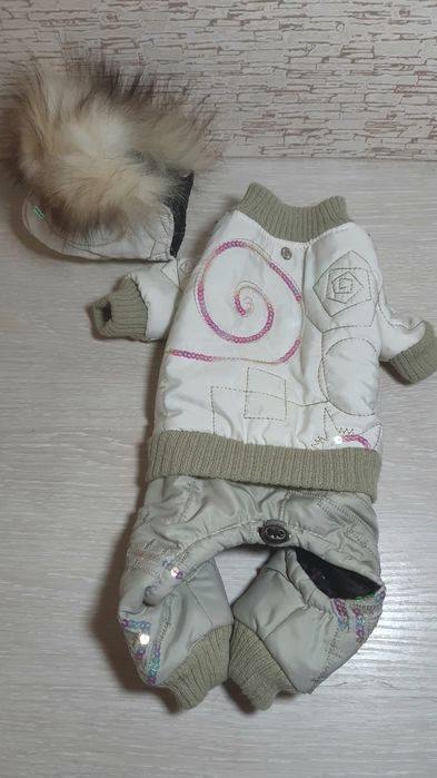 Комбінезон для маленької собачки