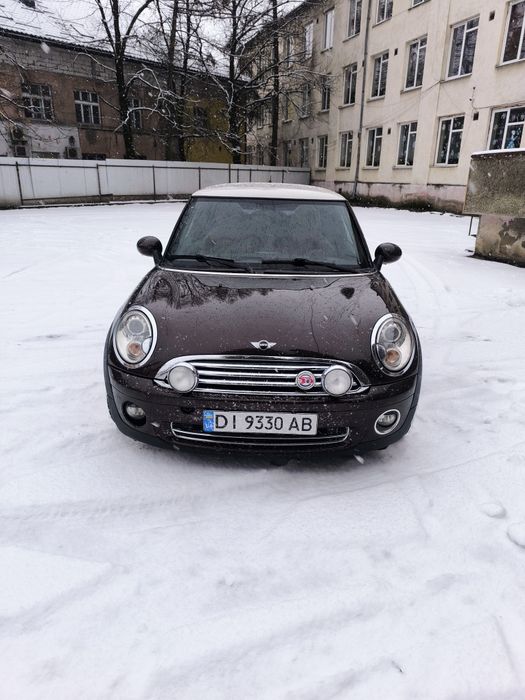 Mini cooper / 50th Mayfair 2009