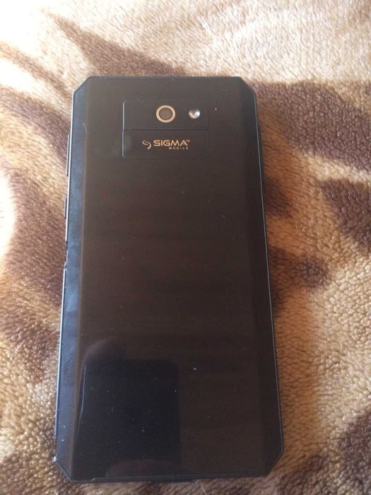 Смартфон Sigma pq52