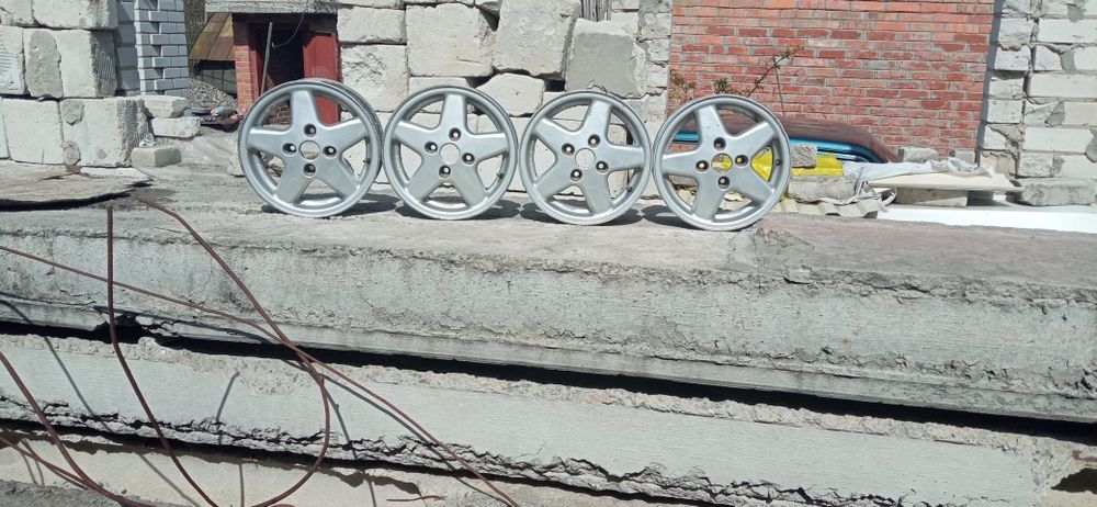 Продам титаны р13