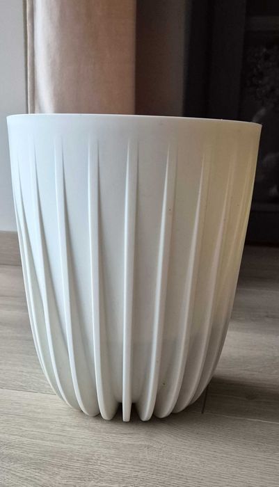 Doniczka Lamela śr.19