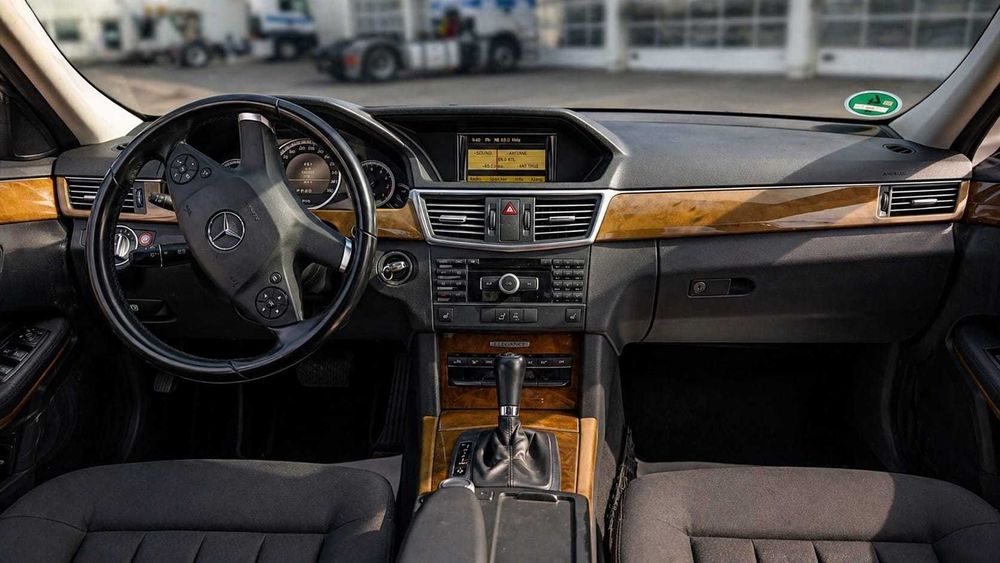 Sprzedam Mercedesa E 250 W 212 Elegance