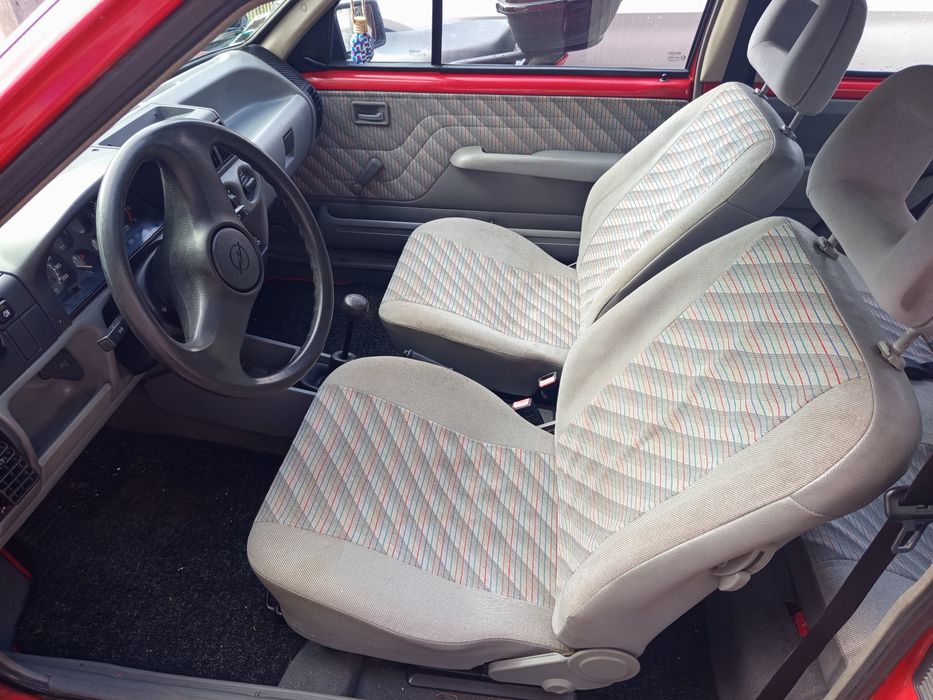 Vendo carro Opel corsa  negociável — photo 3