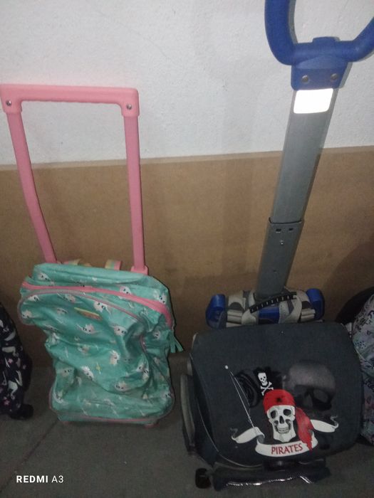 Trolleys kids em bom estado