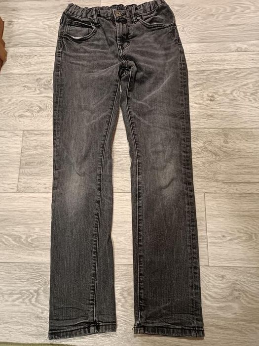 Продам сірі джинси для хлопчика