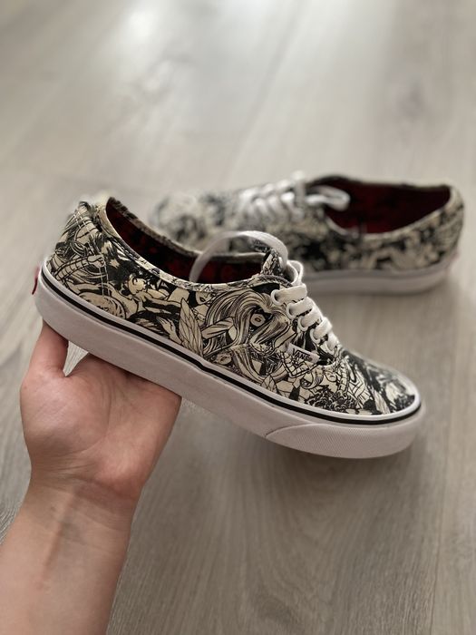 Оригінальні кеди vans marvel розмір 40,5