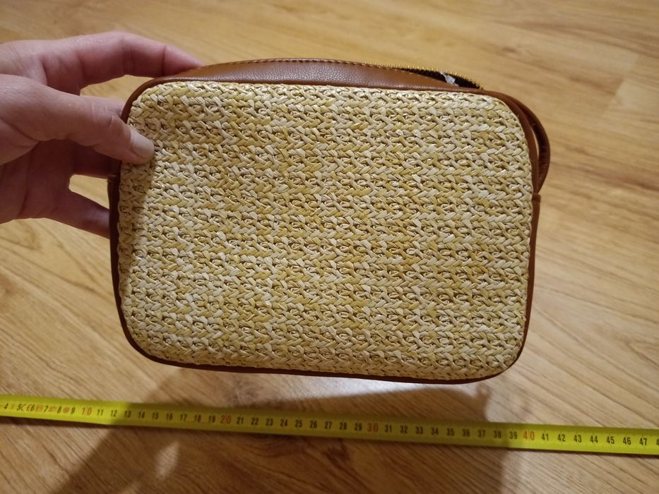 Mała na ramię słomkowa ecru brązowa hm nowa