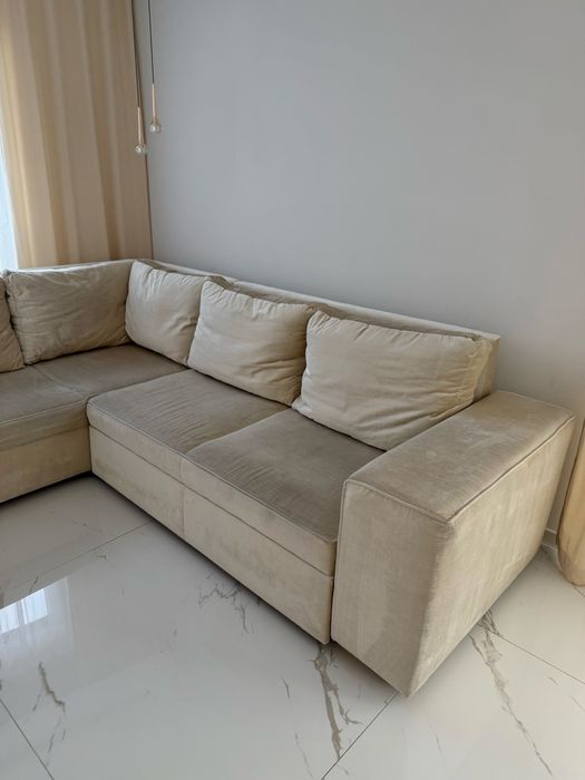 Narożnik jasny beż z funkcją spania