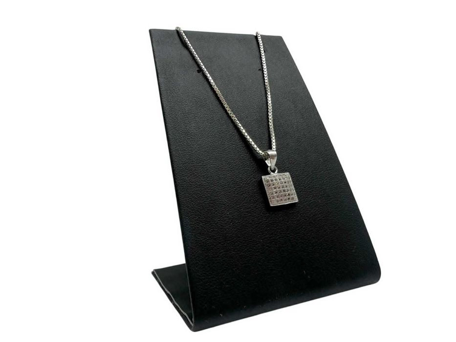 Srebrny łańcuszek z wisiorkiem 44 cm 925 4,87g