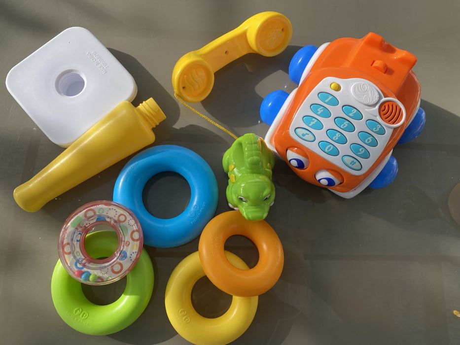 Brinquedos educativos interativos Chicco e Fisher Price
