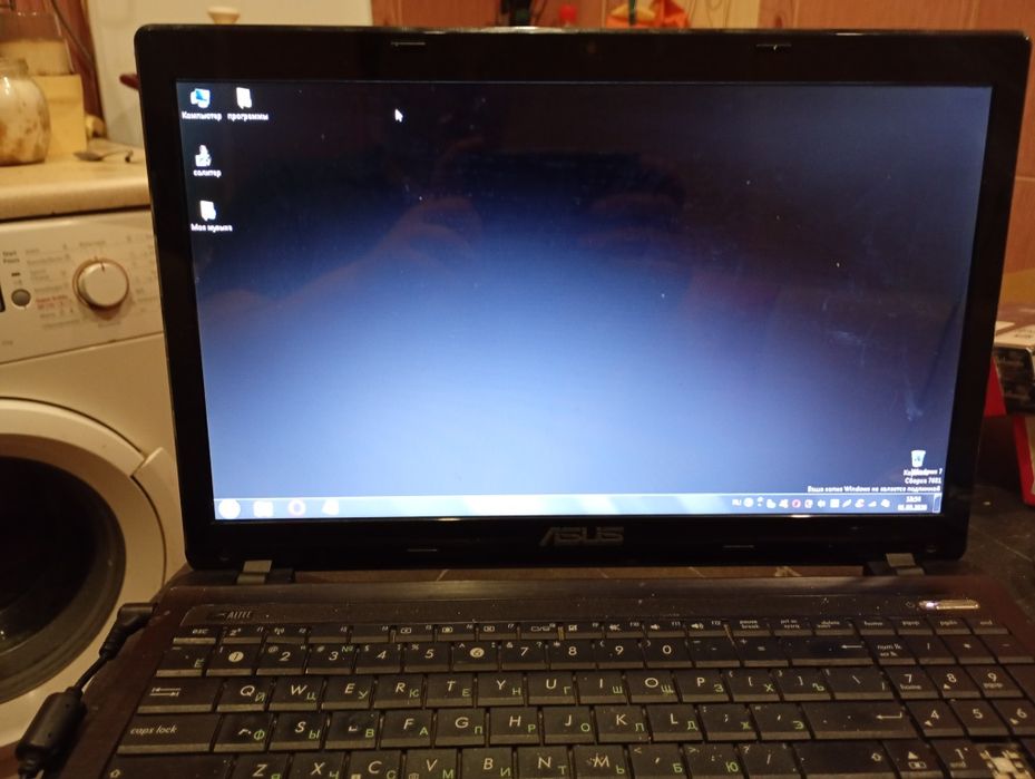 Ноутбук ASUS x53b