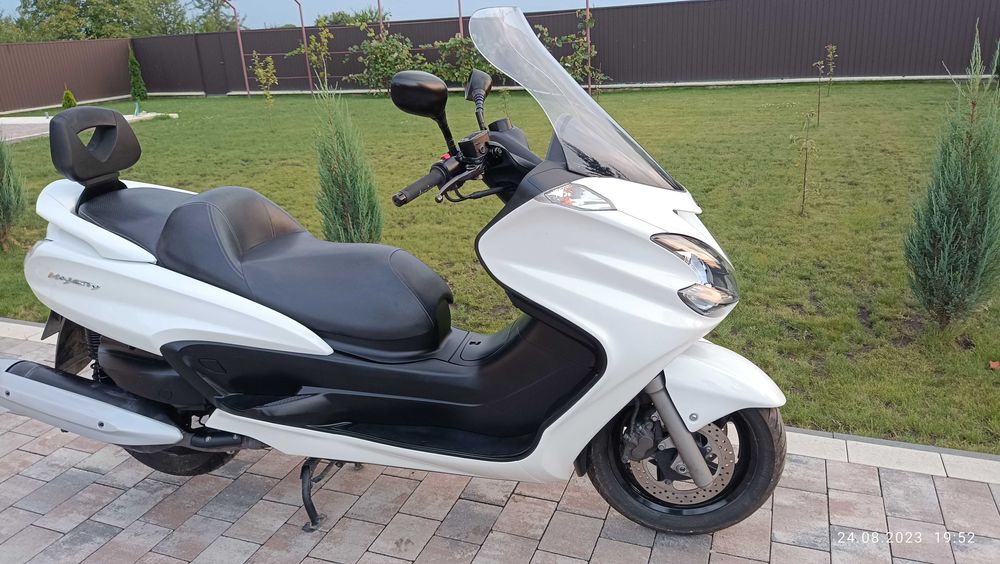 Yamaha YP 400 2011 року