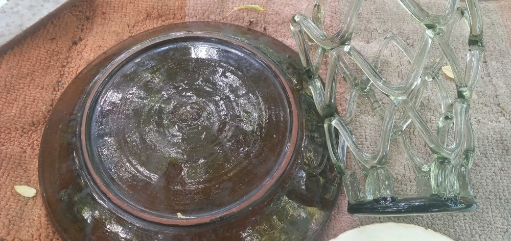 Тарелки старые Вазочка Чашки