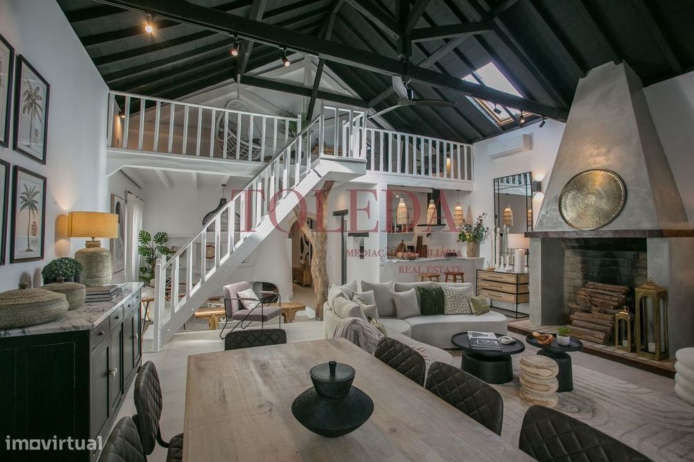 Casa Celeiro D' El Rei