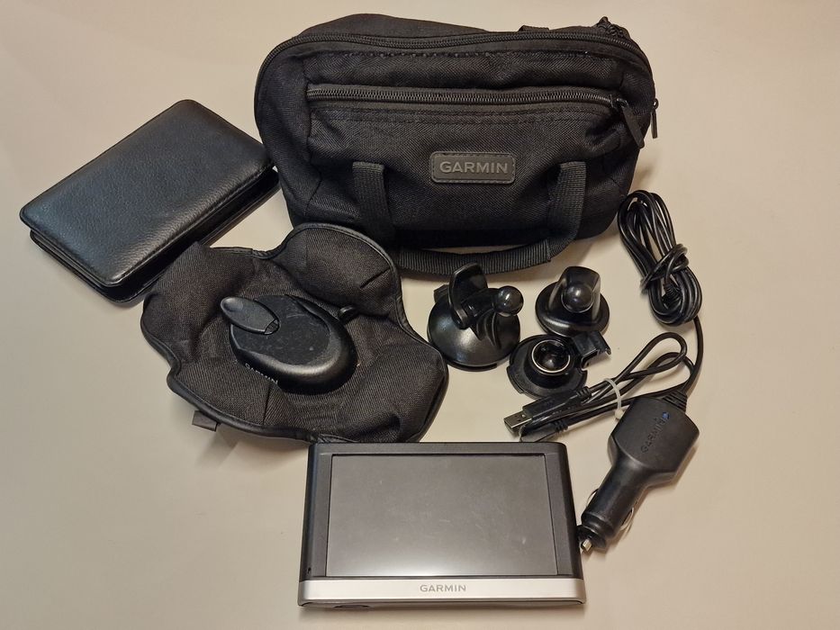 Навігатор Garmin nuvi 2597LMT