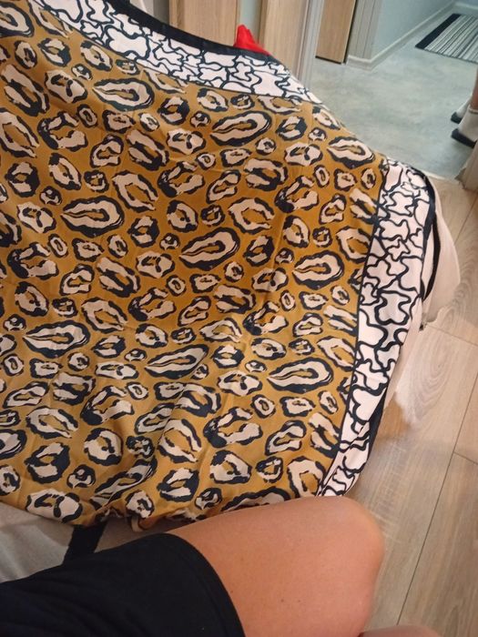 Chusta nowa tous 120na120cm