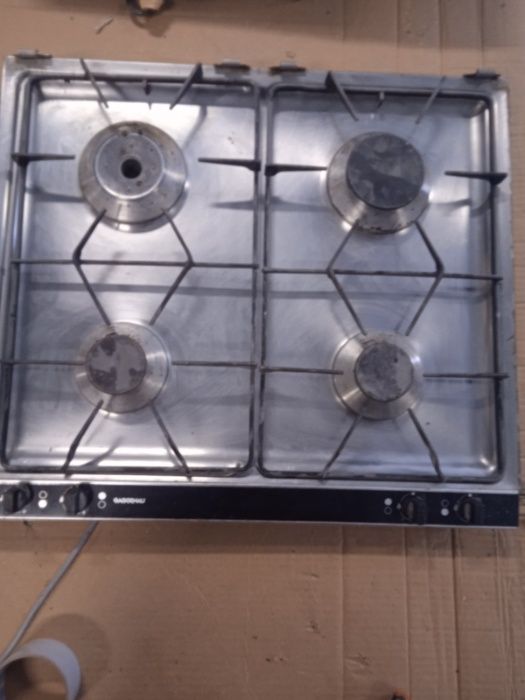 Electrodomésticos e placas de gás.