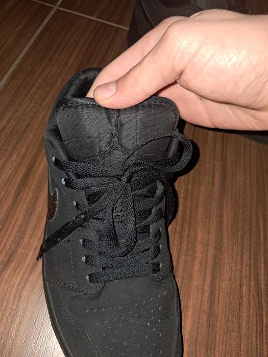 Кросівки чоловічі Air Jordan 1 Low Triple Black.