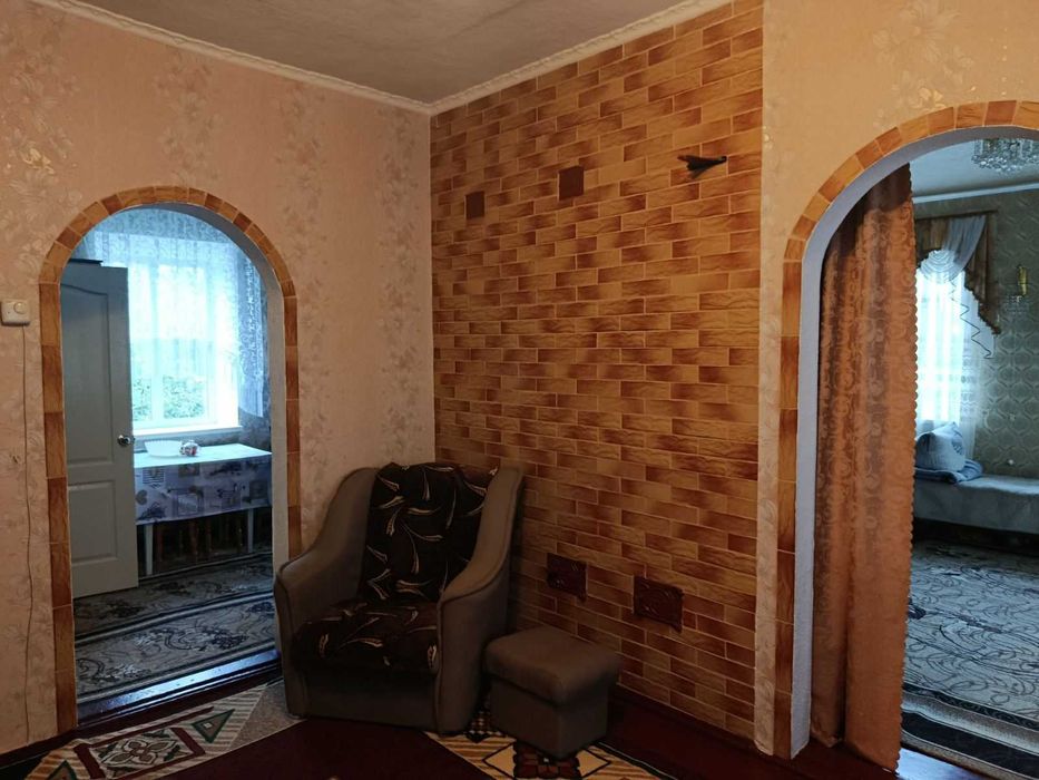 Будинок (мебльований) в м. Новомиргород