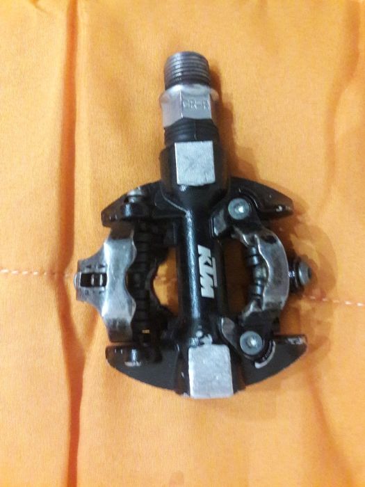 Pedais ktm Klick preto