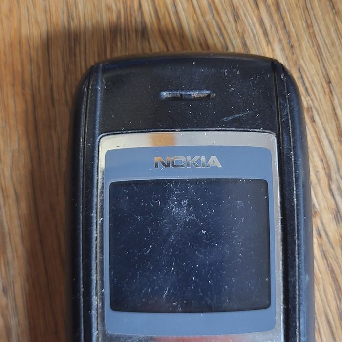 Stara komórka Nokia 1600 ¹⁹³